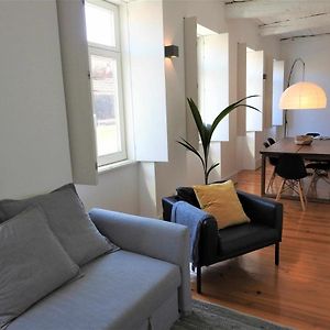 Oporto Delight 3 Luxury Apartment in Historic Center 4 p
